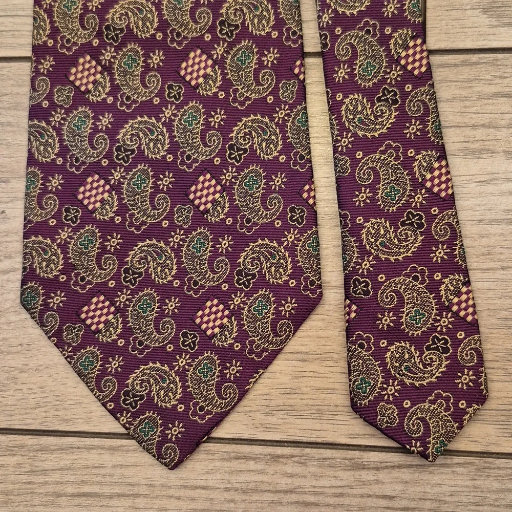 POLO‎ RAPH LAUREN Metallic Purple Beige Paisley USA Hand Made Mens Silk Tie VTG